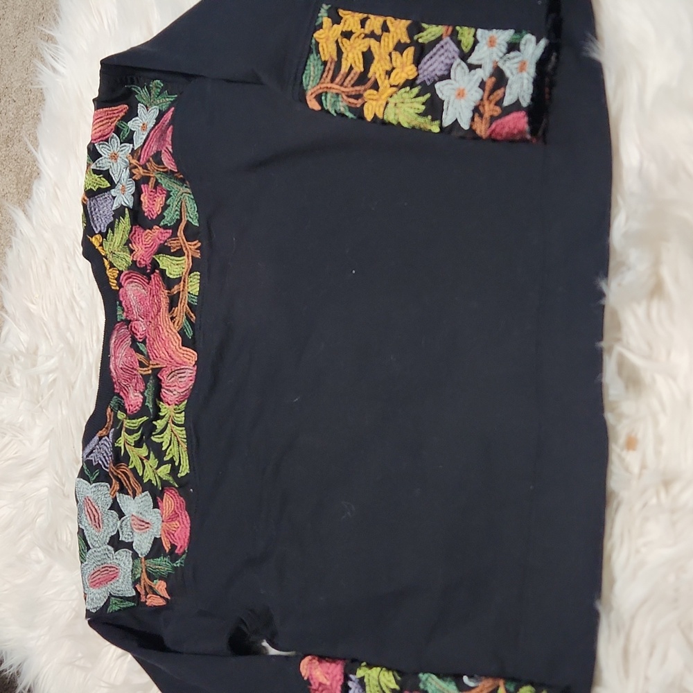 EUC Anthropologie Tiny Petites Embroidered Pheonix Shirt- XSP - Picture 11 of 12